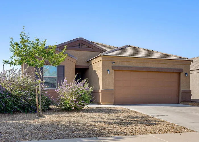 Fenced Yard + Outdoor Games: Buckeye Home!