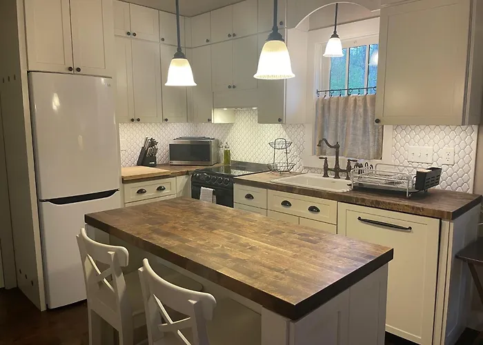 Forest Cottage With 2 Bedrooms Plus Loft Bedroom In Dubois