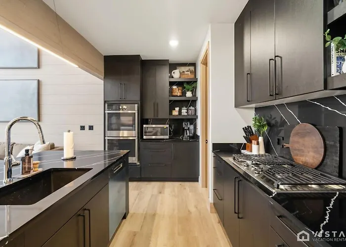 Luxury Ski In And Ski Out Condo With Private Hot Tub And Sauna