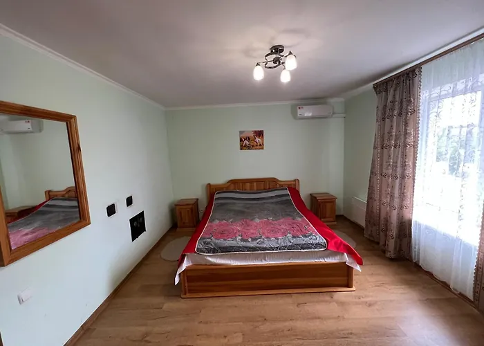 База Відпочинку Райський Куточок