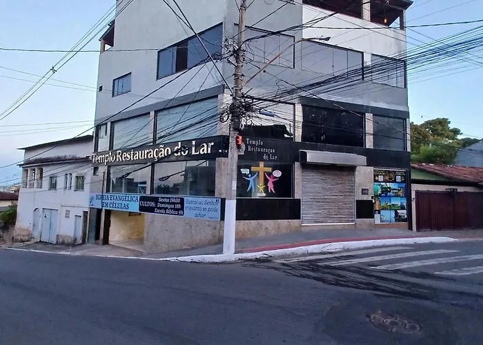 Riviera Sanary Pousada em Nova Almeida