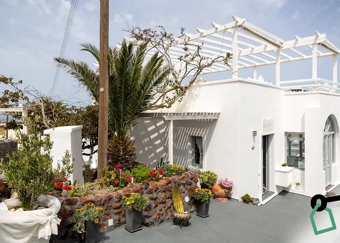 Hotiday Santorini Seafront