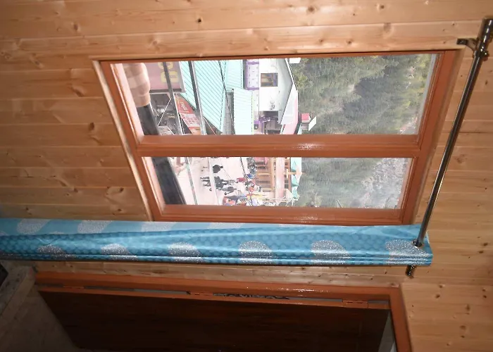 Devdaar Cottage Gangotri