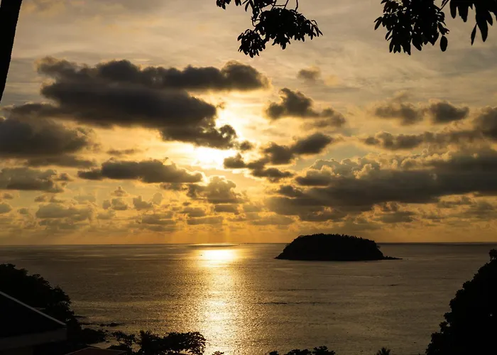 Anthiya Seaview Villa Hotel Phuket