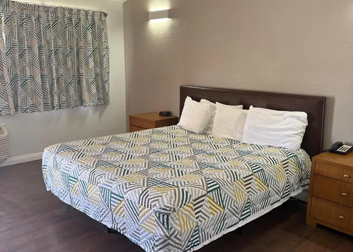 Oroville Value Suites