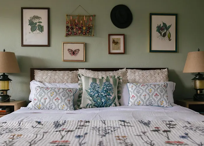 Gale River House - Boutique Hotel