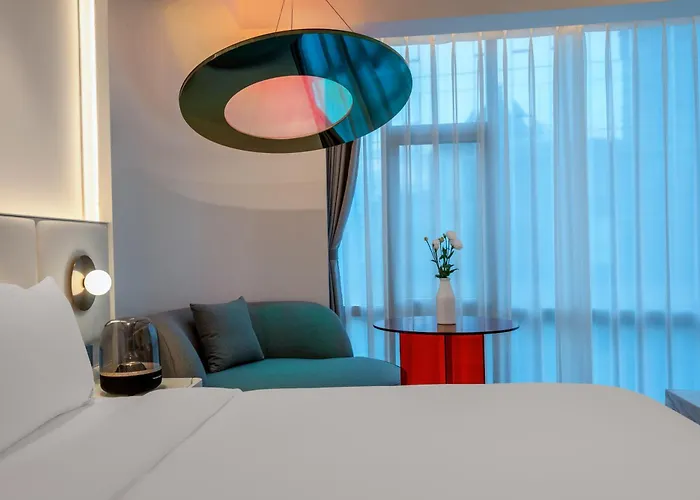 Aspera Star Essence Sky Garden Panoramic Hotel-Jiefangbei Hongya Branch