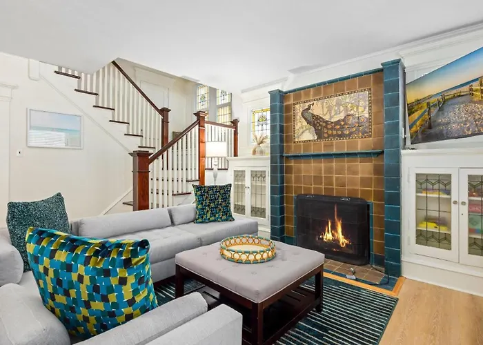 Sleeps 16 All Redone W Yard 1 Block To Beach