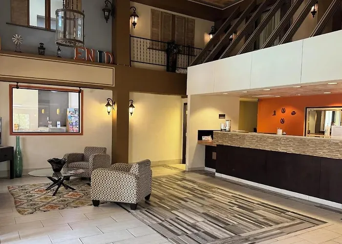 Western Inn & Suites
