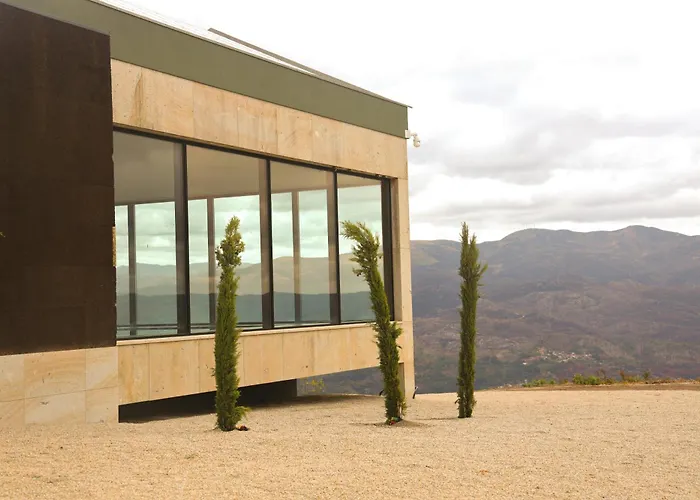 Hotel Mezio National Park