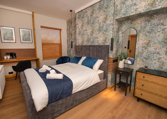 Near Hull Royal Infirmary Amber Serviced Rooms Self Check-In And Shared Kitchen