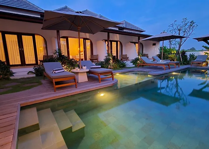 Yuga Nyanyi Suite Boutique Hotel With Pool & Ricefield View