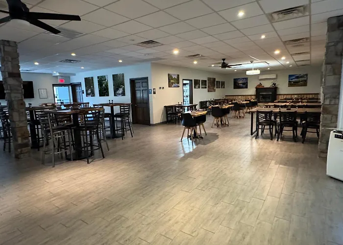 Raystown Country Lodge