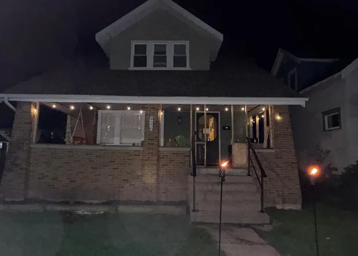 Spacious Gr Retreat - Hot Tub - Family Stay