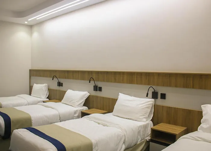 Borj Jazirat Alarab Hotel