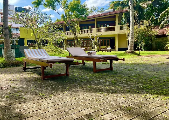 Muthukirula Resort