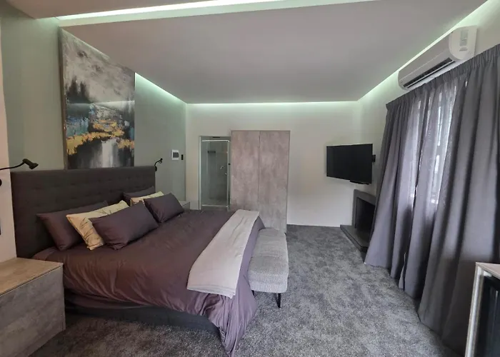 Terra Nova Suites And Spa