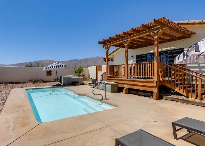 Home W/ Outdoor Oasis & Views In Borrego Springs!