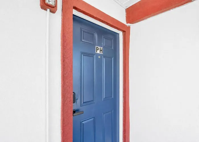 Luxury Breezy Beach Condo Jersey Shore Stay