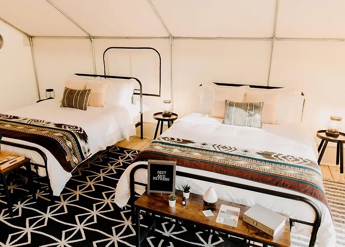 Lake Blackshear Glamping Retreat: Cozy Safari Tent In Cordele, Georgia