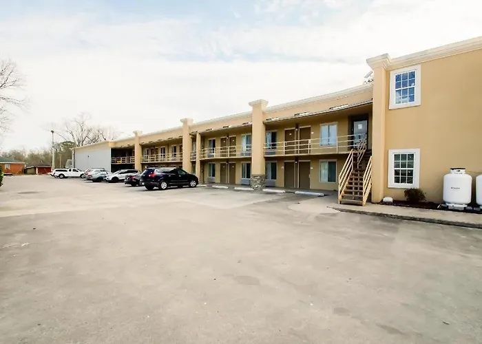 Cypress Inn & Suites Washington By Oyo