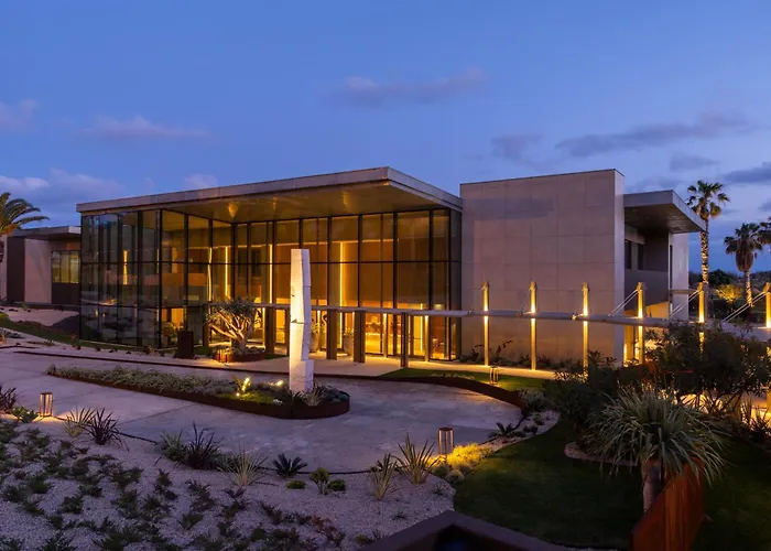 Legacy Ithos Boutique Hotel