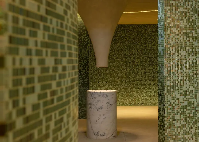 Legacy Ithos Boutique Hotel
