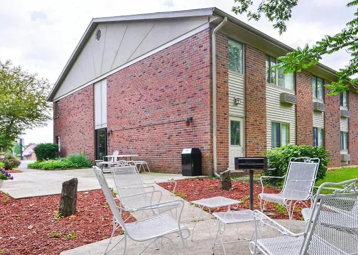 Americas Best Value Inn & Suites Bluffton