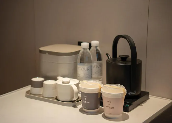 Atour Hotel -Fujian Avenue, Hongtang Metro Station, Fuzhou