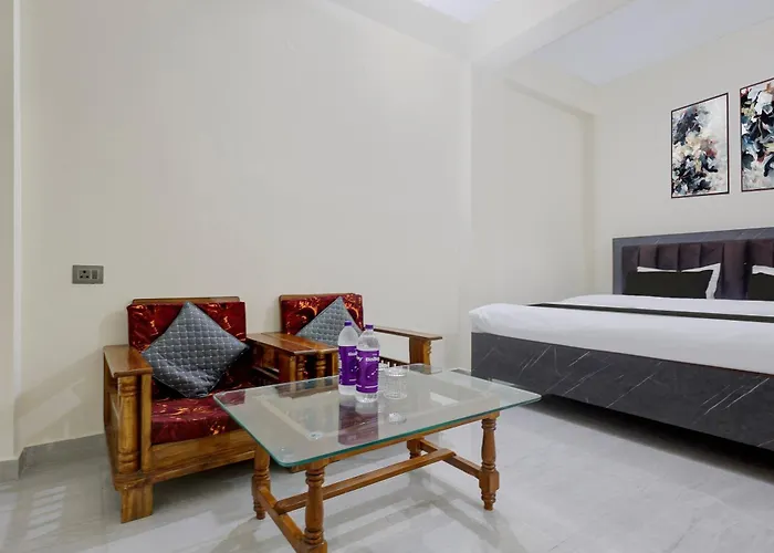 Hotel O VIP Inn