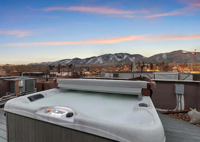 Rooftop Hot Tub Family Friendly Mountain Views