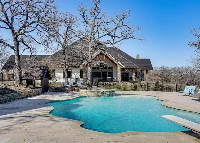 Post Oak Estate - Pool Barn 2 Guest Homes 16 Ac
