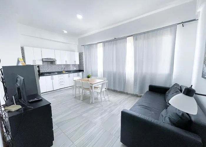 Ducassi Suites Studios Vacation Hotel - Bavaro Beach Club - Wifi - Parking