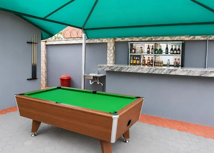Family Size 2-Bedroom Diamond Suites In Vedop Hotel, Ota