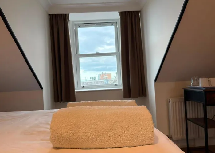 Super Nova Self-Service Hotel