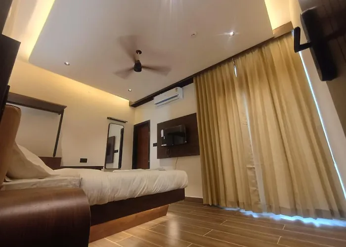 Hotel J Vin Palace
