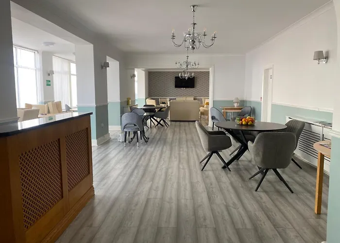 262 Ocean Manor