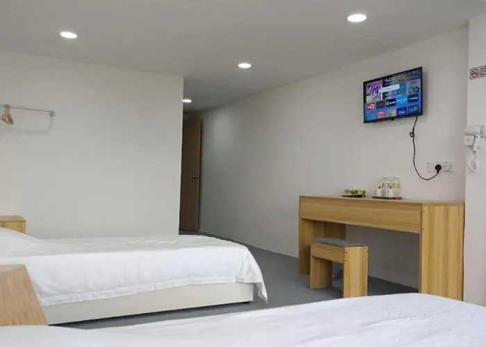 365 View Point Resort & Homestay