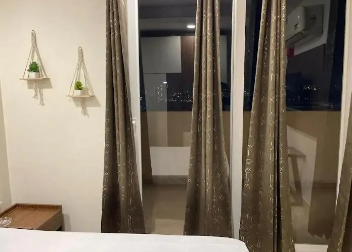 Hotel Jsn Amritsar !! Near Golden Temple ! Parking ! Lift ! Family Hotel ! Traveler Choice