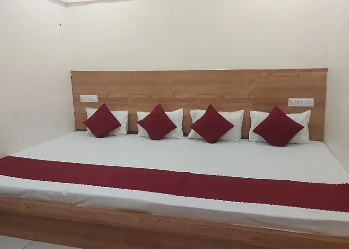 Hotel Gokul