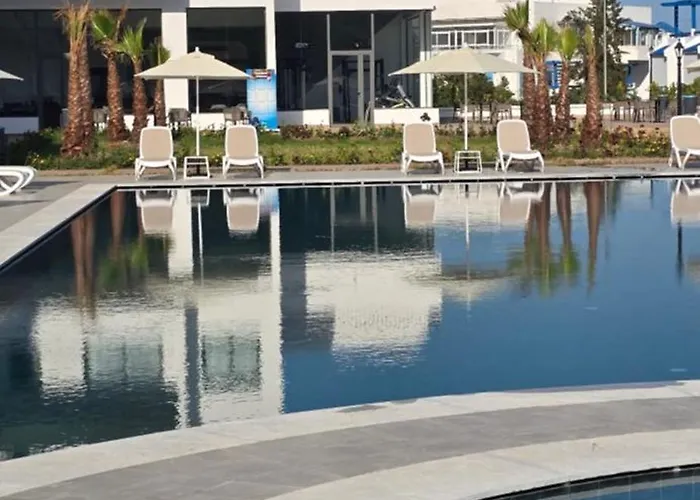 L'Escale Suites - Tamuda Bay By 7AV HOTELS