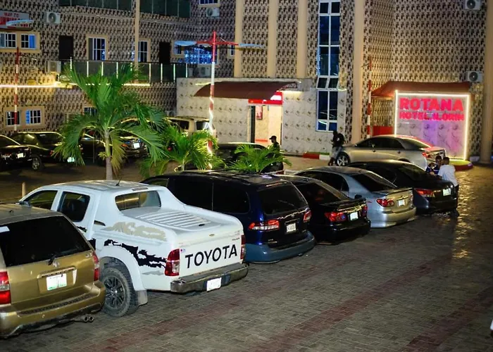 Rotana Hotel And Suits