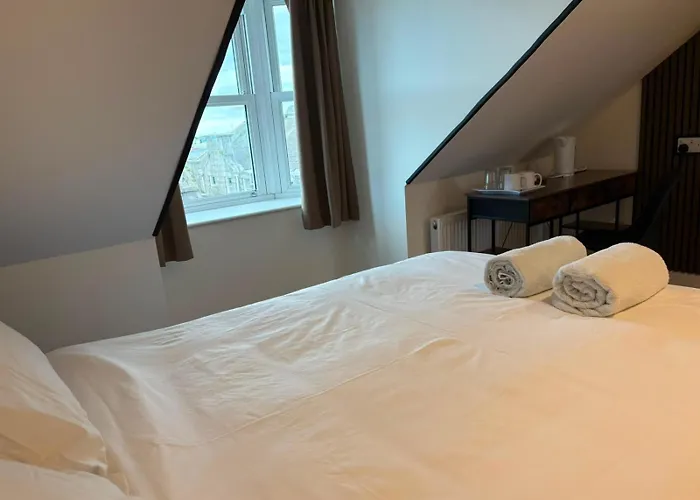 Super Nova Self-Service Hotel