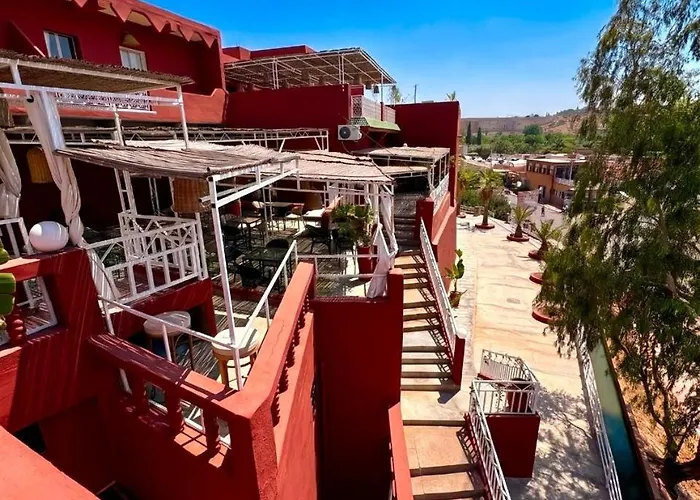 Lakasbah du Lac-Boutique Hotel&Restaurant