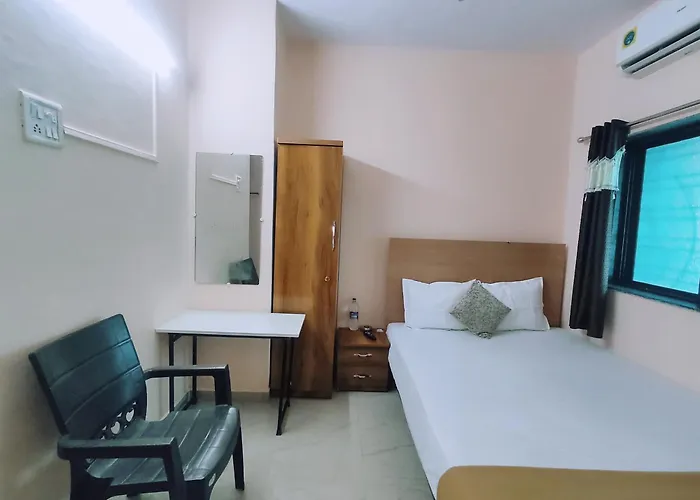 Ambient Homestay, In Nashik