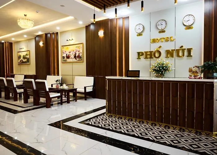 Phố Núi 2 Hotel
