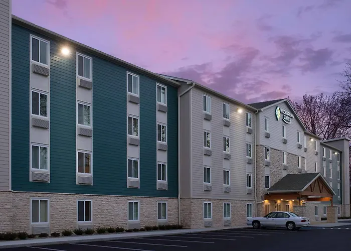 Woodspring Suites Glendale Sports & Entertainment District