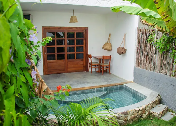 Pura Vida Hotel