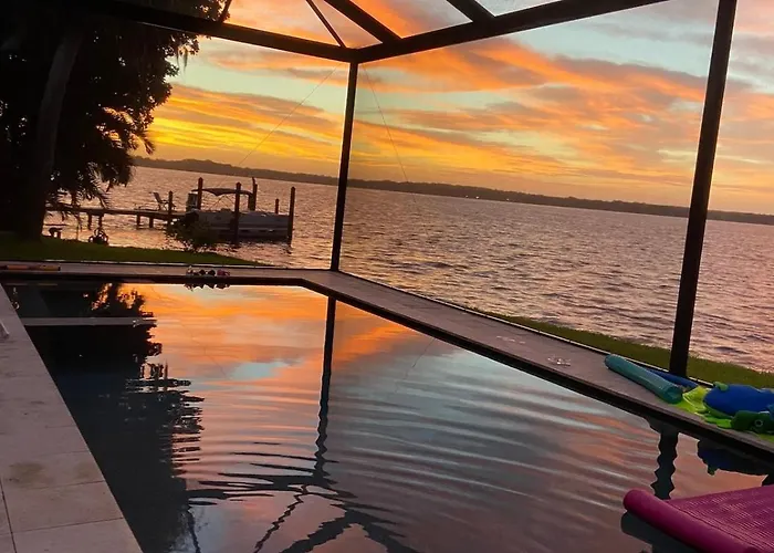 Lakefront Villa With Pool & Hot Tub Near Award-Winning Gulf Coast Beaches