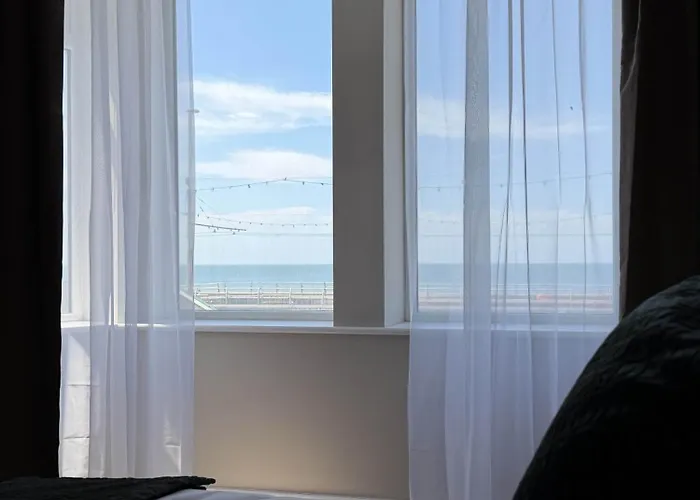 Emerald Tide Hotel - Blackpool
